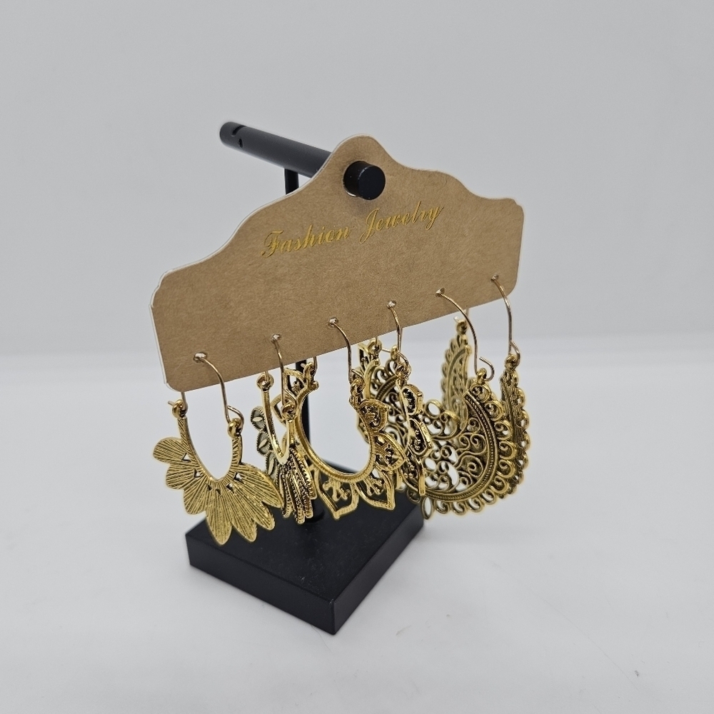 new on card set of 3 gold tone boho dangle hoop earrings